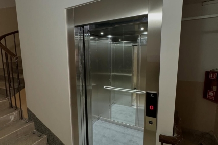 Ugradnja lifta kroz stubište stare gradnje – Tolstojeva 4, Split